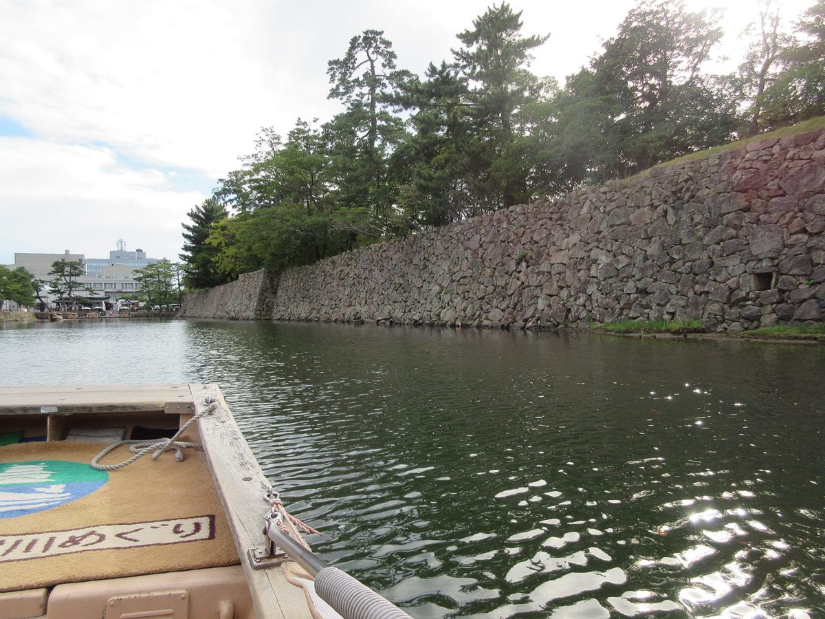 見事な石垣です